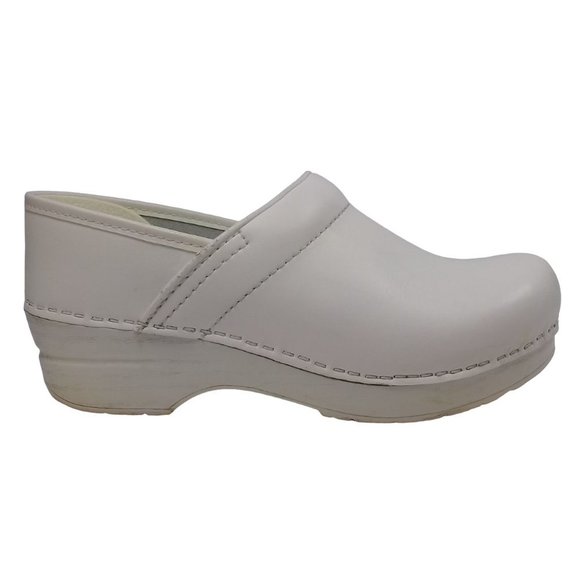 Dansko Women's Professional Padded Collars Full Grain Leather Clogs Size 6.5-7 - Picture 1 of 12